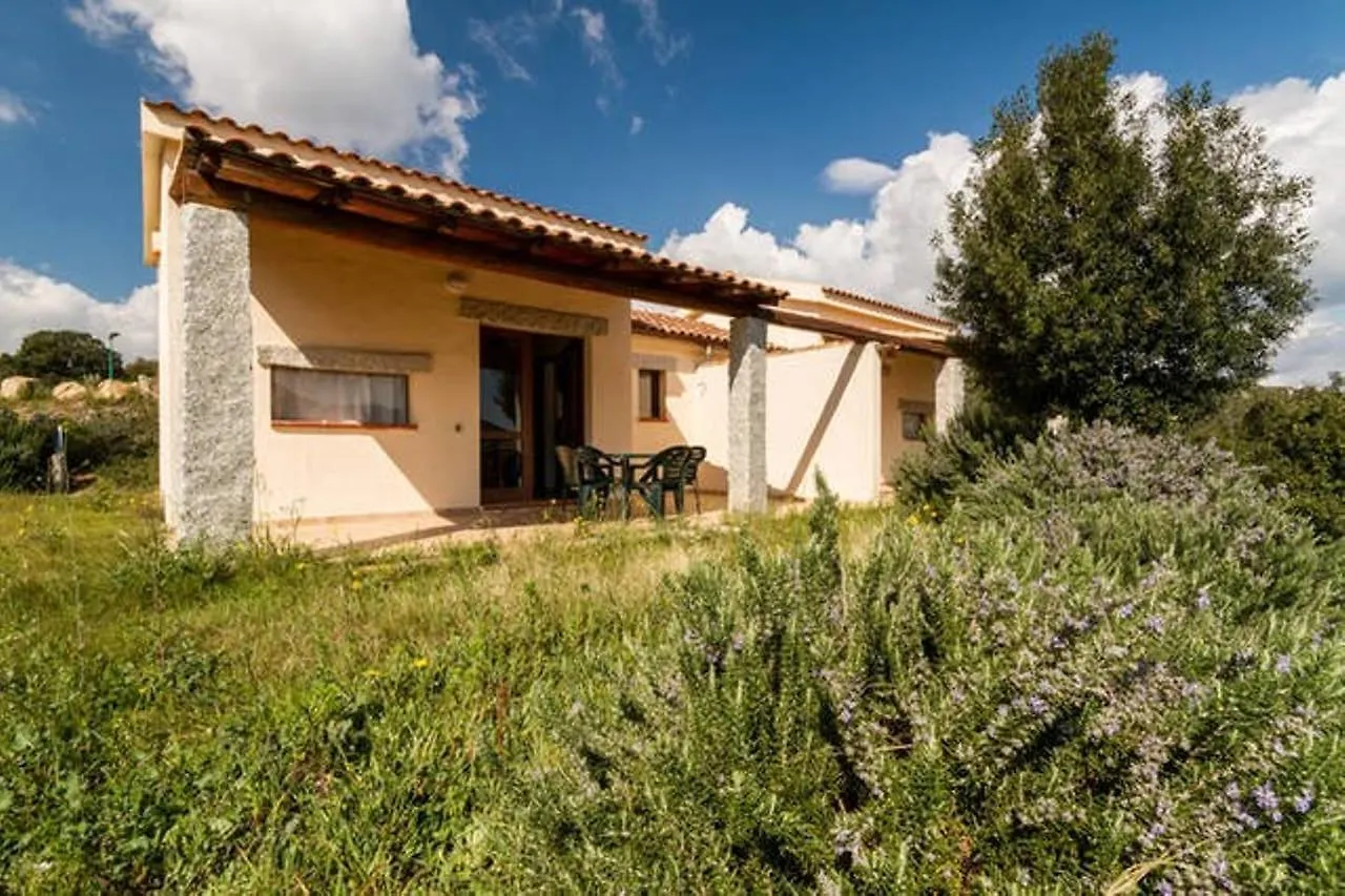 Hotel La Valle Del Mirto San Priamo
