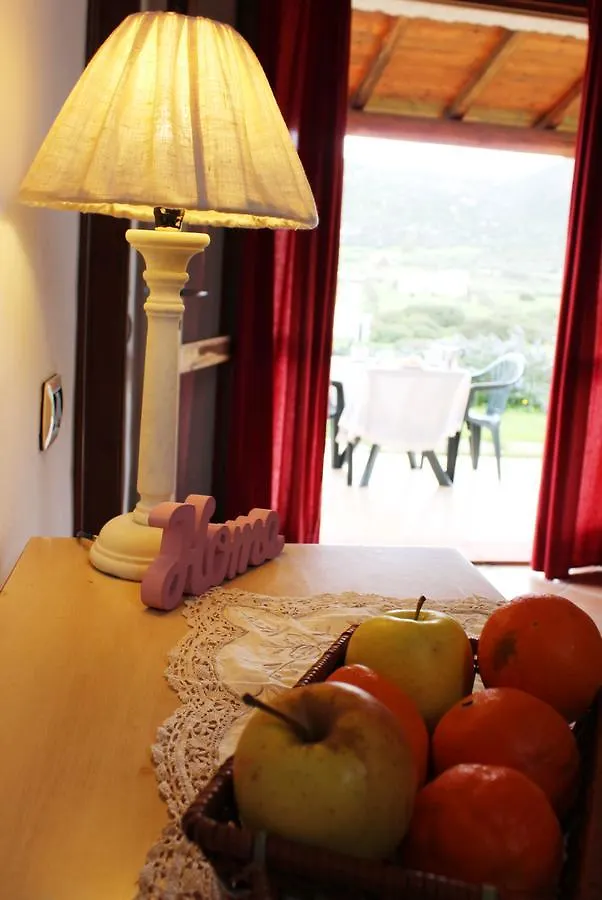 Dom wakacyjny La Valle Del Mirto Hotel San Priamo Włochy
